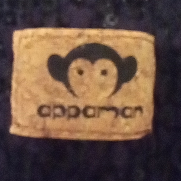 Black sweater and hat set - Picture 4 of 4